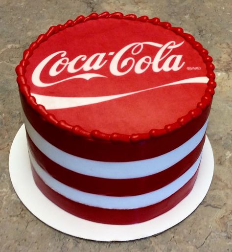 Pastel Cocacola, Coca Cola Party Theme, Coca Cola Cupcakes, Tardis Cake, Coca Cola Party, Sofia The First Cake, Coke Cake, Coca Cola Cake, Coca Cola Decor