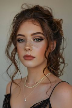 Simple Makeup Black Dress, Classic Make Up Vintage Makeup, Formal Makeup Looks Green Eyes, Formal Makeup Fair Skin, Natural Black Tie Makeup, Hoco Makeup Full Face, Basic Bridesmaid Makeup, October Wedding Makeup Brides, Maid Of Honour Makeup Looks