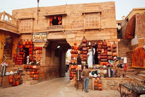 leather bags market in jaisalmer - desert cities in rajasthan Desert Market, Blender Environment, Campaign Plan, Rajasthan Desert, Jaisalmer Desert, Earth Cycles, Desert Cities, Desert City, Arch Building