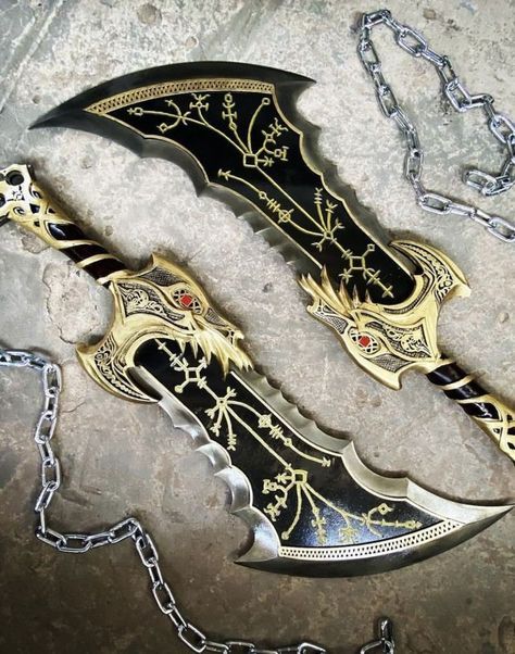 Fantasy Blade, Knife Aesthetic, Tactical Swords, Types Of Swords, Pretty Knives, Tactical Gear Loadout, Fantasy Props, Cool Swords, Samurai Swords