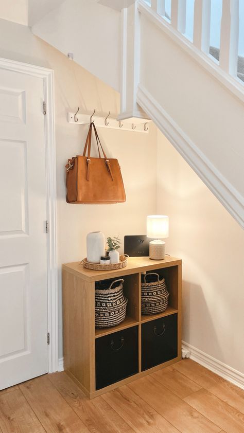 Oak Cube Storage, Cube Unit Ideas, Kallax Oak, Under Stairs Storage, Stairs Storage, Cube Storage Unit, Cube Unit, Cube Shelves, Understairs Storage