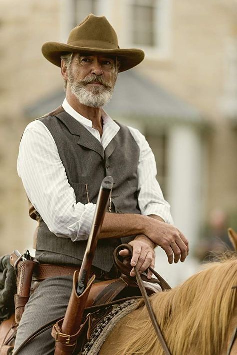 Pierce Brosnan Beard, Cowboy Films, Western Men, Cowboy Pictures, Real Cowboys, Wilde Westen, Western Life, Western Movie, Cowboys And Indians