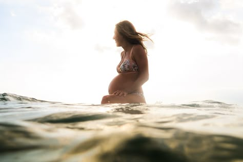 How I Surfed (and Bodysurfed) My Way through Pregnancy, and Loved It | The Inertia Surf Maternity Shoot, Water Maternity Photos, Motherhood Photos, Surf Baby, Couple Pregnancy Photoshoot, Baby Shoot, Pregnancy Photo, 20 Weeks, Point Break