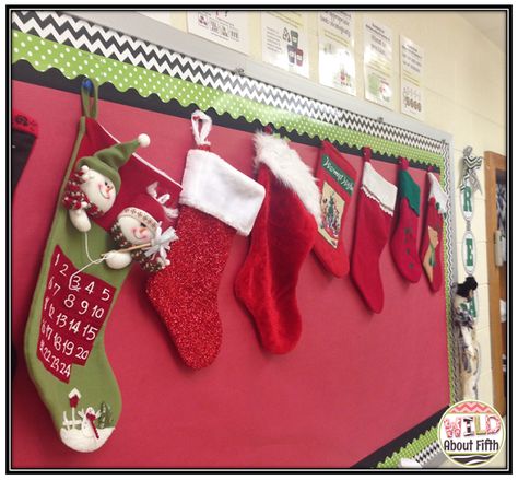 Stocking Gift Exchange, Classroom Christmas Gifts, Classroom Gift Exchange, Teaching Holidays, Organizational Tips, Christmas Stocking Gifts, Christmas Gift Exchange, Easy Christmas Gifts, Classroom Gifts