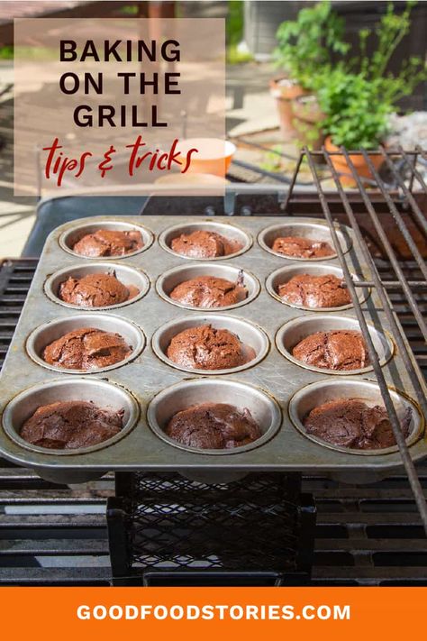 Grill Dessert, Bbq Desserts, Grilled Desserts, Gooey Chocolate Chip Cookies, Camping Desserts, Italian Meats, Food Stories, Easy Summer Desserts, Baking Muffins