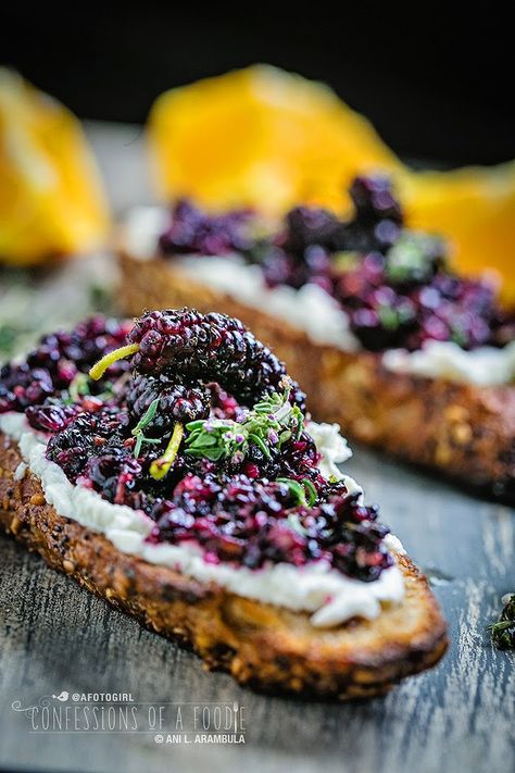 Confessions of a Foodie: Thyme and Orange Roasted Mulberries on Chèvre Smeared Toast Mulberry Recipes, European Butter, Bread Toppings, Berry Breakfast, Cheese Pairings, Veggie Delight, Quick Bread Recipes, Vegan Appetizers, Fresh Thyme