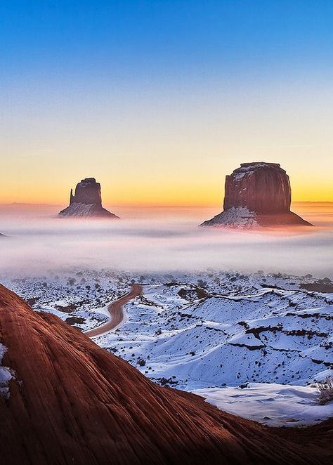 Monument Valley Arizona, Places Around The World, Land Scape, Wyoming, Travel Usa, Beautiful Landscapes, Wonders Of The World, The Great Outdoors, Winter Wonderland