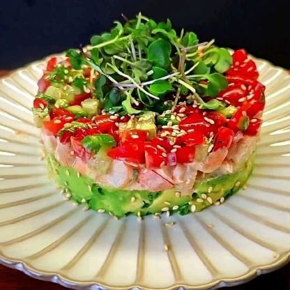 Kateryna Barger | Cajun Shrimp Cheesecake - a spin on a viral appetizer, but better! 😊 It's so easy, yet so delicious. Make sure to give it a try! Save ✔️ … | Instagram Shrimp Cheesecake, Salmon Cheesecake, Chive Blossom, Save Instagram, Cajun Shrimp, Fresh Dill, Perfect Appetizers, Lemon Zest, Arugula