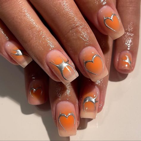 Orange Chrome Halloween Nails, Orange Metallic Nails, Burnt Orange Nails Acrylic, Orange Gel Nail Designs, Nail Design Orange, Burnt Orange Nails Designs, Orange And Purple Nails, Orange Nails Art, Cute Orange Nails