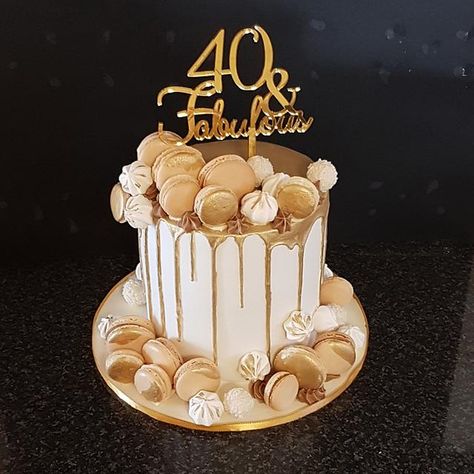 Birthday Cake 45 Years Old Woman, 45th Birthday Cake Ideas For Women, Golden Birthday Cake For Women, 40 And Fabulous Cake, 40th Theme, 40th Birthday Cake For Women, Birthday Cake For Women, Cake For Women, Golden Birthday Cakes