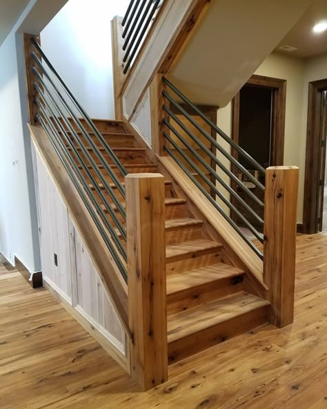 Rustic Stair Railing Ideas, Rustic Stair Railing, Farmhouse Railing, Stair Railing Ideas, Loft Railing, Farmhouse Stairs, Rustic Staircase, Indoor Railing, Metal Stair Railing