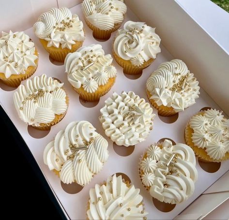 White And Gold Cupcake Ideas, All White Cupcake Decoration, Cupcakes With Gold Dust, White And Gold Cupcakes Birthdays, White Cupcakes With Gold Sprinkles, Cream And Gold Cupcakes, White Cupcakes With Pearls, 50th Wedding Anniversary Cupcakes, 60th Anniversary Cupcakes