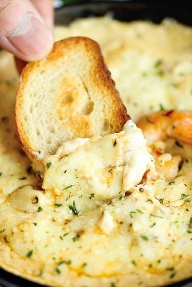 Shrimp Scampi Dip, Party Dip Recipes, Cream Cheese Dips, Shrimp Scampi, Cream Cheese Recipes, Think Food, Yummy Dips, Party Food Appetizers, Jairzinho