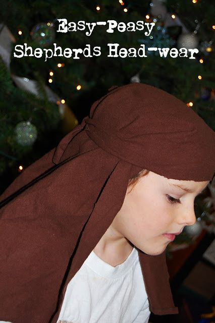 Toad's Treasures: Nativity headwear.Pillowcases.Gift-tag Printable. Brilliant shephards head dress:) Pillowcase Crafts, Pillowcase Projects, Pillowcase Sewing, Shepherd Costume, Joseph Costume, Christmas Skits, Biblical Costumes, Nativity Costumes, Ward Christmas Party