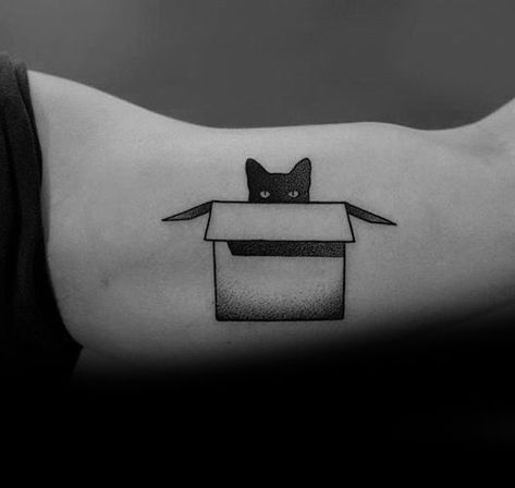 Tattoo Mens Cat In Box Bicep Of Arm Design Box Tattoo, Cat Tattoo Ideas, Cat Tatto, Pawprint Tattoo, Black Cat Tattoos, Kunst Tattoos, Shape Tattoo, Muster Tattoos, Tattoo Ideas For Men