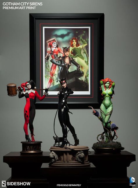 Dc Statues, Joker And Batman, Gotham Sirens, Toy Collection Display, Gotham City Sirens, Comic Room, Batman Statue, Dc Collection, Marvel Statues