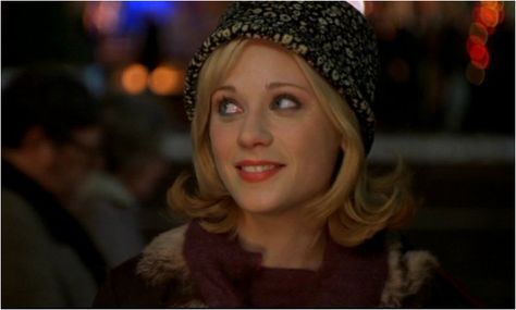 Zooey Deschanel as Jovie in Elf. Zooey Deschanel Elf, Jovie Elf, Will Ferrell Elf, Zooey Deschanel Hair, Elf 2003, Elf Hair, Retro Movies, Santa Claus Outfit, Elf Movie