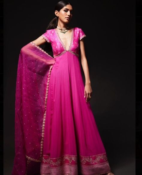 Kavitha Gutta, Anarkali With Dupatta, Radiate Confidence, Empire Waistline, Scalloped Lace, Embroidered Silk, Raw Silk, Anarkali, Deep V Neck