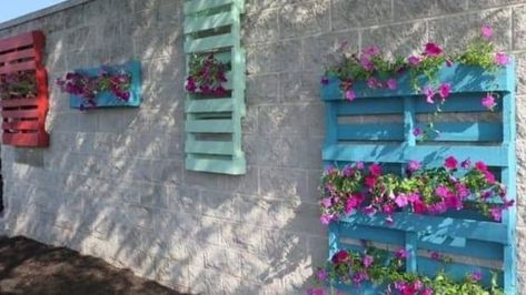 Recycled Garden Planters, Garden Planter Ideas, Plant Pot Diy, Recycled Garden, Diy Backyard Landscaping, Pallet Garden, Pallets Garden, Planter Ideas, Wonderful Flowers