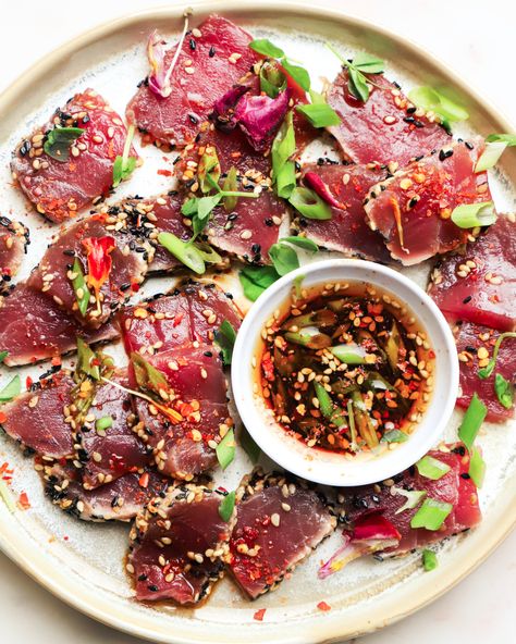 Raw Tuna Recipe, Tuna Tataki, Raw Tuna, Mapo Tofu, Lake Food Ideas Summer, Tuna Steaks, Food Ideas Summer, Ahi Tuna, Lake Food Ideas