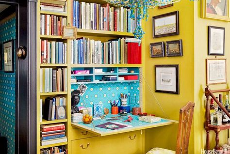 Fold-Down Desk in Bookcase Yellow Bookshelves, Apartamento New York, Fold Out Desk, Small Space Design, Bookshelf Desk, Small Space Solutions, Built In Desk, Work Spaces, Home Office Organization