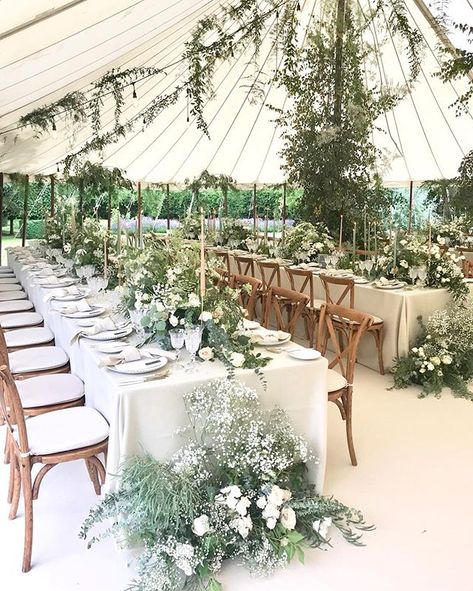 Garden Concept Wedding, Tent Wedding Greenery, White Marquee Wedding Decor, Wedding Marquee Ideas, Marquee Garden Party, Marquee Wedding Reception, Back Garden Wedding Uk, Marquee Greenery Wedding, Wedding Marquee Decoration