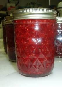 Kiwi Jelly Recipe, Kiwi Jam, Kiwi Recipes, Low Sugar Jam, Canned Meats, Strawberry Rhubarb Jam, Strawberry Jam Recipe, Canning Jam, Rhubarb Jam