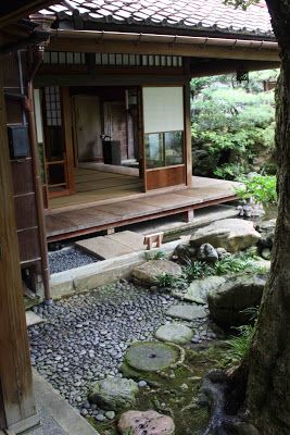 Japanese Buildings, Japanese Home Design, Japanese Tea House, Japanese Style House, Traditional Japanese House, Japan Garden, Japanese Garden Design, Asian Architecture, Japanese Decor