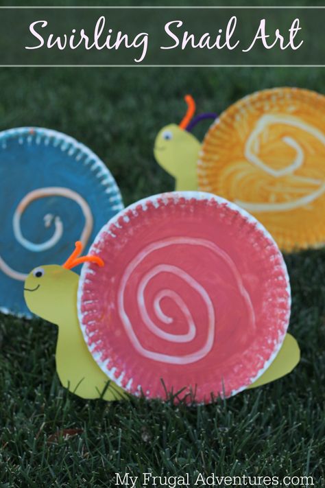 Easy Children's Craft: Swirling Snail Art - My Frugal Adventures Easy Childrens Crafts, Snail Craft, Childrens Art Projects, Snail Art, Insect Crafts, Preschool Projects, Bug Crafts, Art Projects For Kids, Daycare Crafts