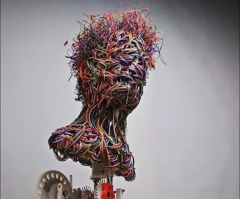 Iranian artist Salman Khoshroo is making his way in sculpture and we couldn’t be happier about it. Gilles Deleuze, Electrical Wires, Sculpture Head, Art Aesthetics, Post Human, Tv Shopping, Wire Drawing, Bust Sculpture, Be Happier