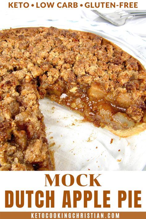 Chayote squash takes center stage in this amazing Mock Dutch Keto Apple Pie. The squash are cooked with homemade apple pie spice until tender then topped with a crunchy sugar free streusel topping. Keto Mock Apple Pie With Zucchini, Keto Apple Pie Recipe, Low Carb Chayote Recipes, Keto Streusel, Low Sugar Baking Recipes, Keto Apple Recipes, Dutch Apple Pie Topping, Keto Apple Pie, Green Apple Recipes