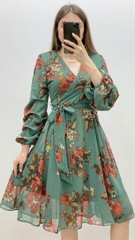 Printed Long Frocks, Fancy Frocks, Stylish Short Dresses, Mode Abaya, Women Dresses Classy, Modest Dresses Casual, Dress Design Patterns, Trendy Dress Outfits, Long Frocks