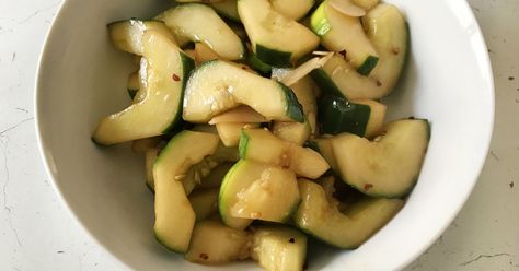 You're About To Taste Cucumbers Like You've Never Tasted Them Before Cooked Cucumber, Ideal Protein Recipes, Australia Food, Eat A Lot, Carrots And Potatoes, Vegetable Nutrition, Healthy Food Delivery, Carrot Recipes, Diet Vegetarian