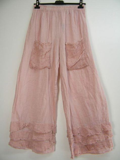 Casual Ruffled Trousers, Casual Ruffled Relaxed Fit Pants, Casual Wide-leg Pants With Ruffles, Casual Solid Color Pants With Ruffles, Summer Ruffled Relaxed Fit Pants, Summer Ruffle Pants With Relaxed Fit, Chic Ruffled Linen Bottoms, Chic Linen Bottoms With Ruffles, Ruffled Long Pants For Spring