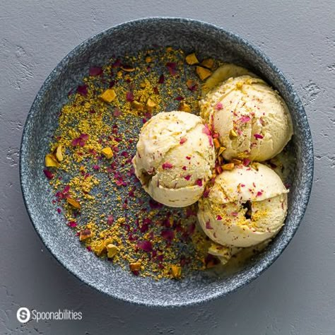 Persian Ice Cream, Iranian Culture, Saffron Recipes, Gelato Recipe, Pistachio Ice Cream, Pistachio Cream, Persian Cuisine, Homemade Recipe, Ice Cream Recipe