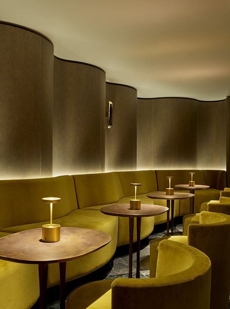 Yabu Pushelberg, Velvet Furniture, Lobby Bar, Custom Chandelier, Curved Wood, Salou, Green Rooms, Restaurant Interior Design, Hospitality Design