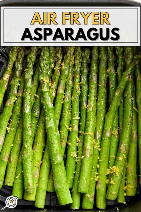 This Air Fryer Asparagus might be the easiest recipe I've ever developed. It takes less than 10 minutes from start to finish and is so good! Frozen Asparagus, Air Fryer Asparagus, Ways To Cook Asparagus, Asparagus Recipes Baked, Parmesan Risotto, Asparagus Fries, Air Fry Recipes, How To Cook Asparagus, Best Air Fryers