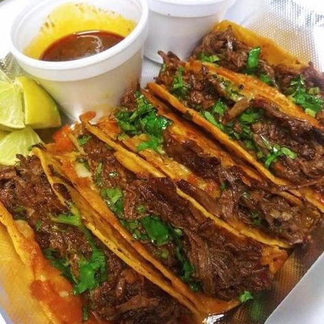 Marinade sauce ready to use make 10 pounds of your favorite meat 16oz paste  beef chuck goat pork chicken Fish and shrimp Quesa Tacos, Birria Sauce, Mexican Birria, Soul Food Dinner, Junk Food Snacks, Food Babe, Food Therapy, God Mat, Yummy Comfort Food