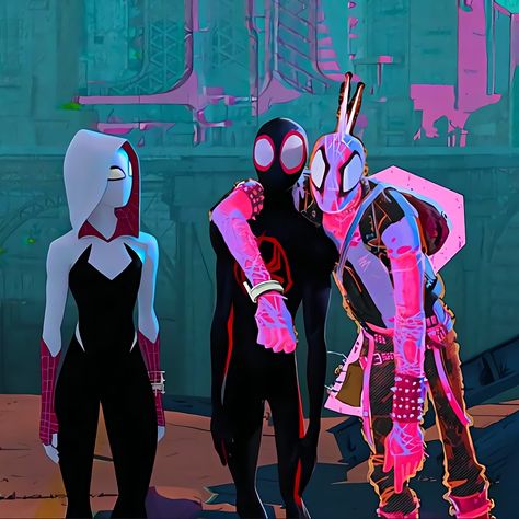 Spider Verse Screenshots, Miles Morales And Hobie, Hype Pfp, Angular Art Style, Spiderman Beyond The Spiderverse, Beyond The Spiderverse, Spiderman Across The Spider Verse, Into The Spiderverse, Miles Spiderman