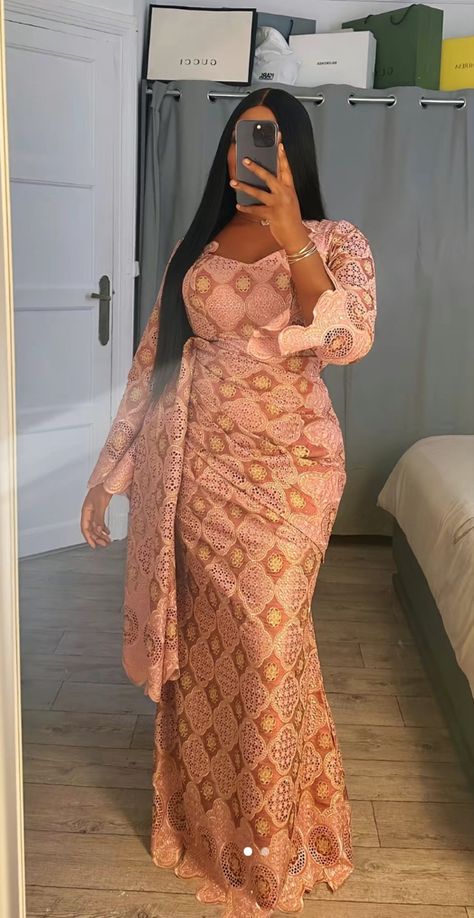 African Pagne Dress, Wedding Guest Outfit Winter Pants, Ankara Eid Outfits, Bridesmaid African Dresses, Senegalese Clothing Styles 2024, Model Dantel Robe Senegal, African Eid Dresses, Bazin Styles For Women, Senegalese Clothing