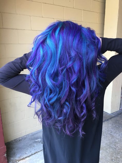 Pulpriot Haircolor, Blue And Purple Hair, Black And Green Hair, Goth Hairstyles, Blue Purple Hair, Edgy Hair Color, Beauty Hair Color, Creative Hair Color, Violet Hair