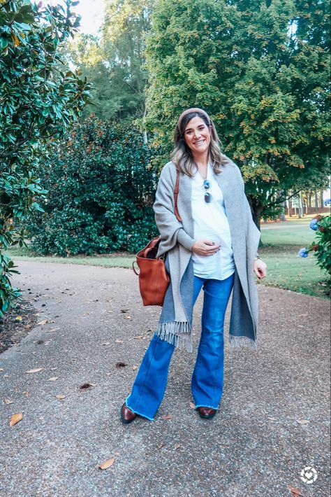 Flare Jeans Maternity Outfit, Maternity Flare Jeans, Tan Boot Outfit, Maternity Jeans Outfit, Wide Leg Maternity Jeans, Bootcut Jeans Outfit, Vintage Maternity, Flair Jeans, Tan Boots