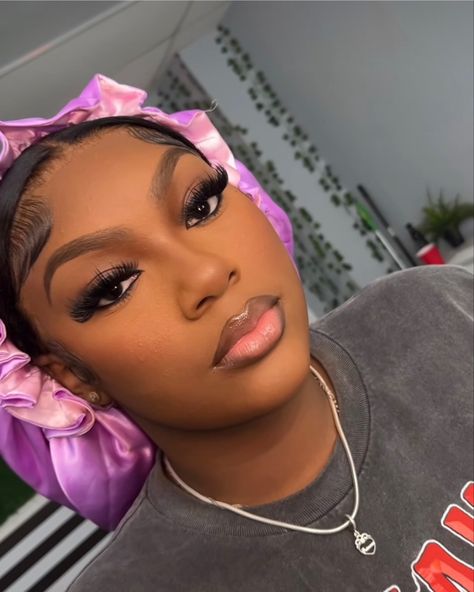 Simple Prom Makeup, Maquillage Yeux Cut Crease, Birthday Makeup Looks, Maquillage On Fleek, Natural Prom Makeup, Face Beat Makeup, Brown Girls Makeup, Glitter Makeup Looks, Natural Glam Makeup