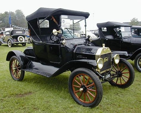 Ford Model T - Harry Turtledove Wiki - Historical fiction, Days of Infamy, Homeward Bound Harry Turtledove, Austin Martin, Ford Model T, Homeward Bound, Antique Car, Classic Vehicles, American Classic Cars, Old Fords, Old Classic Cars