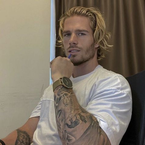 Knox Morgan, Blonde Tattoo, Adventure Tattoo, Men Blonde Hair, Surfer Hair, Viking Men, Men With Blonde Hair, Dirty Blonde Hair, Blonde Guys