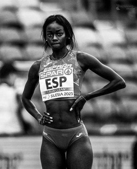 Fatima Diame, Waist Workout, Female Athletes, Track And Field, African Women, Triathlon, Inspirational Women, Athletic Women, Sports Women