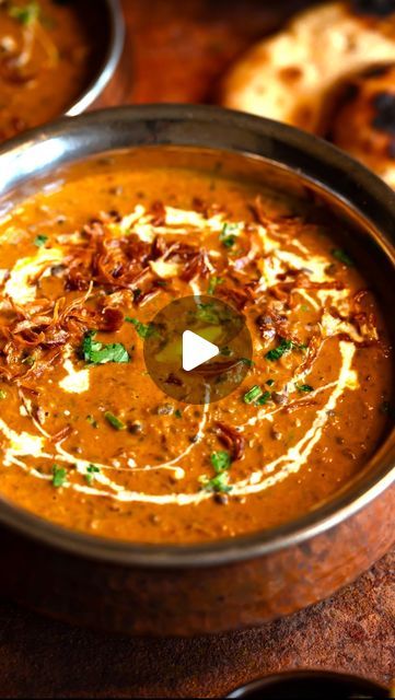 Sanjana Modha on Instagram: "New! 24-HOUR DAL MAKHANI 🚀 It will melt in your mouth! If you’ve been following me for a while, you’ll know how much I love dal. This Indian black dal has got to be one of the most requested recipes, so I’ve filmed my version for you. Daal Makhani is typically cooked low and slow to create rich, buttery flavours. It’s an iconic North Indian dal and a popular choice at Indian restaurants around the world 🌍 The process takes 24 hours but every step requires very little effort on your part; Just soak, prep and slow cook 😊 🔗 Full recipe with ingredient measurements and a full-length video tutorial is on my website www.sanjanafeasts.co.uk. Link will be in my bio for a limited time only so grab it while you caaaaaan! ✌🏽 #dalmakhani #blackdaal #urad #lentils #mea Daal Recipe Indian, Dal Makhni Recipe, Lentil Recipes Indian, Indian Cooking Videos, Indian Dal, Indian Lentils, Family Meal Prep, Dal Makhani, Indian Dinner