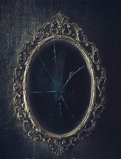 Broken Mirror, Web Novel, Horror Book, Baldurs Gate, Baldur's Gate 3, Fantasy Fiction, Baldur's Gate, The Attic, Fantasy Aesthetic