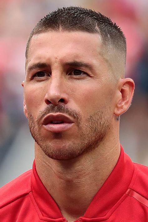 Sergio Ramos Haircut – World Cup #sergioramos Each and every Sergio Ramos haircut deserves a great deal of attention, starting from his 2016 long undercut slick back, capturing the 2017 angular quiff with shaved sides and taper fade and landing in 2018 World Cup and short buzz cut. As a matter of fact, football players hairstyles are a great source of inspiration. See for yourself!  #menshaircuts #menshairstyles Sergio Ramos Haircut, Sergio Ramos Hairstyle, Ramos Haircut, Long Undercut, Mid Fade Haircut, Short Fade Haircut, Hair Cuts 2017, Taper Fade Haircut, Quiff Hairstyles