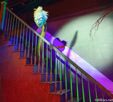 Beetlejuice Room, Beetlejuice House, Beetlejuice Party, Walt Disney World Rides, Halloween Juice, Clever Halloween, Beetlejuice Movie, Disney World Rides, Beetlejuice Halloween